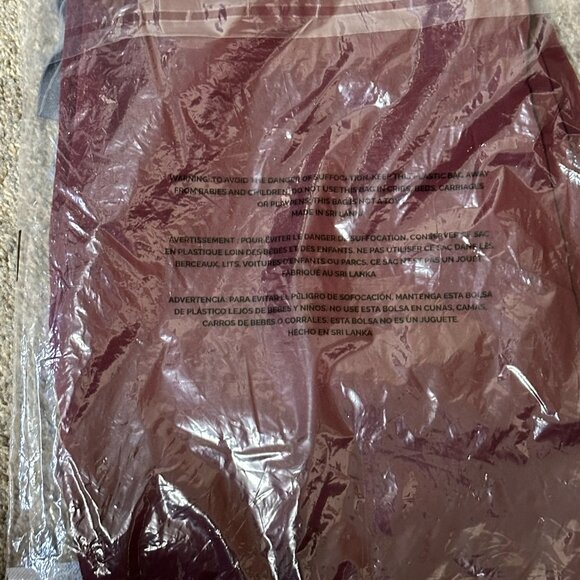 FIGGS, Zamora High Waisted Scrubs, Maroon Color, New, Size M - Picture 1 of 4